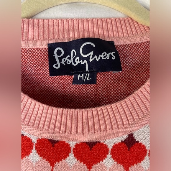 SYLVIE sweater Pink Hearts M/L Leslie Evers 🤍❤️🩷 - Picture 2 of 6